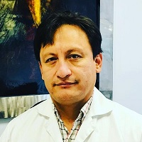 Dr. Darwin Fabian Logroño Rojas, Ginecólogo-Obstetra en Quito