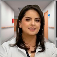 Dra. Cecilia Alejandra García Ríos, Pediatra en Riobamba