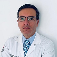 Dr. Silvano Emanuele Bertozzi Mosquera, Medicina Interna en Quito