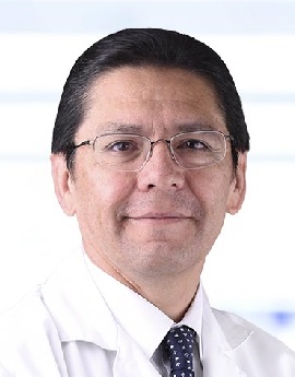 Dr. Alvaro Calero Peña, Pediatra en Quito