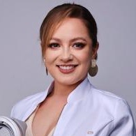 Dra. Paula Thalía Larco Correa, Dermatóloga en Loja