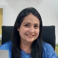 Dra. Carla Elisa Cerón Ocampo, Endocrinóloga Pediatra en Quito